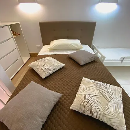 Bibis Apartament *